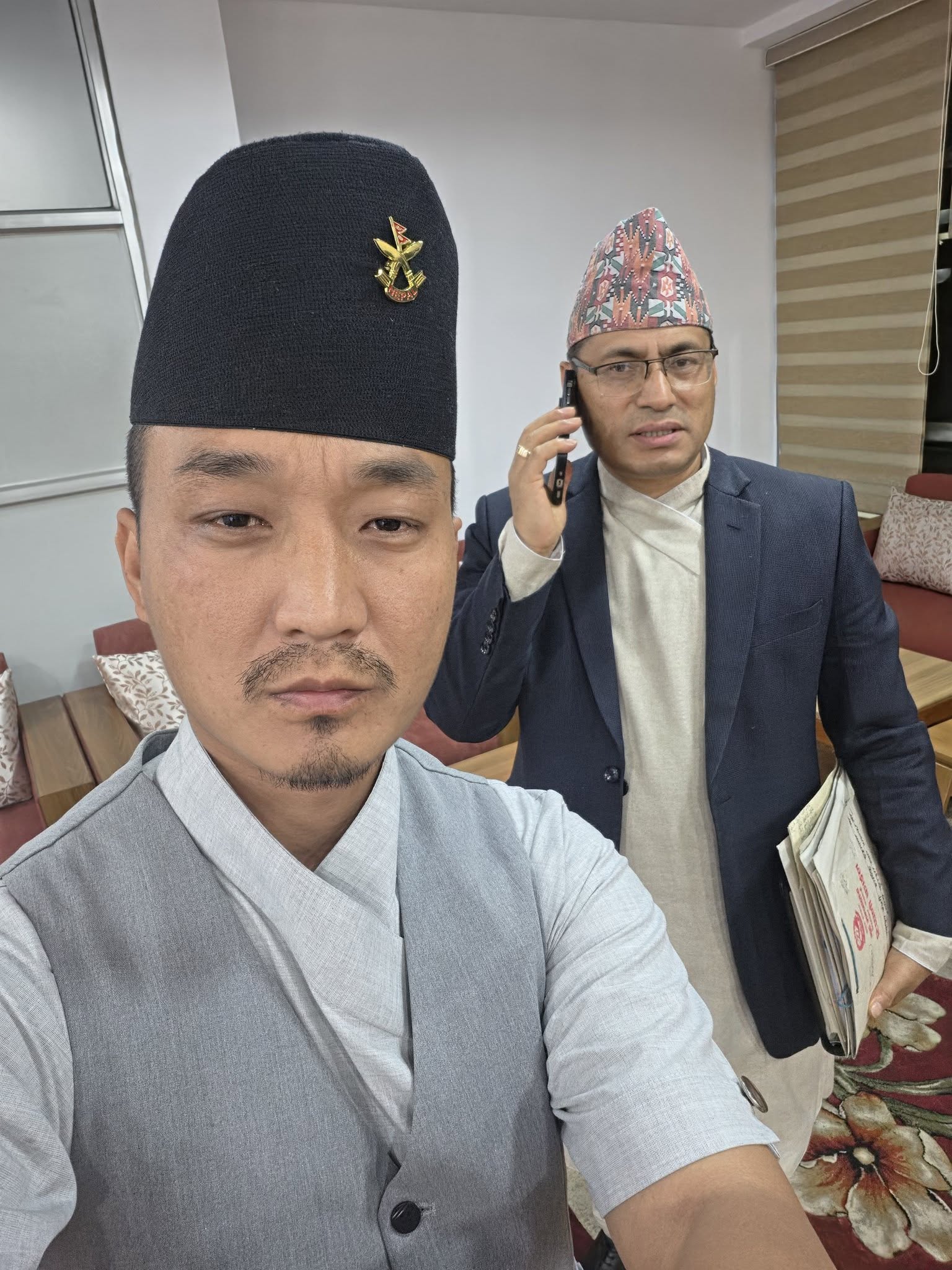 गृहमन्त्री गुरुङले पदबाट राजीनामा दिँदै,